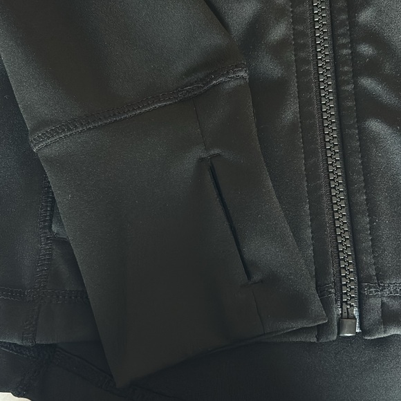 LegEnd Jacket - Picture 6 of 6